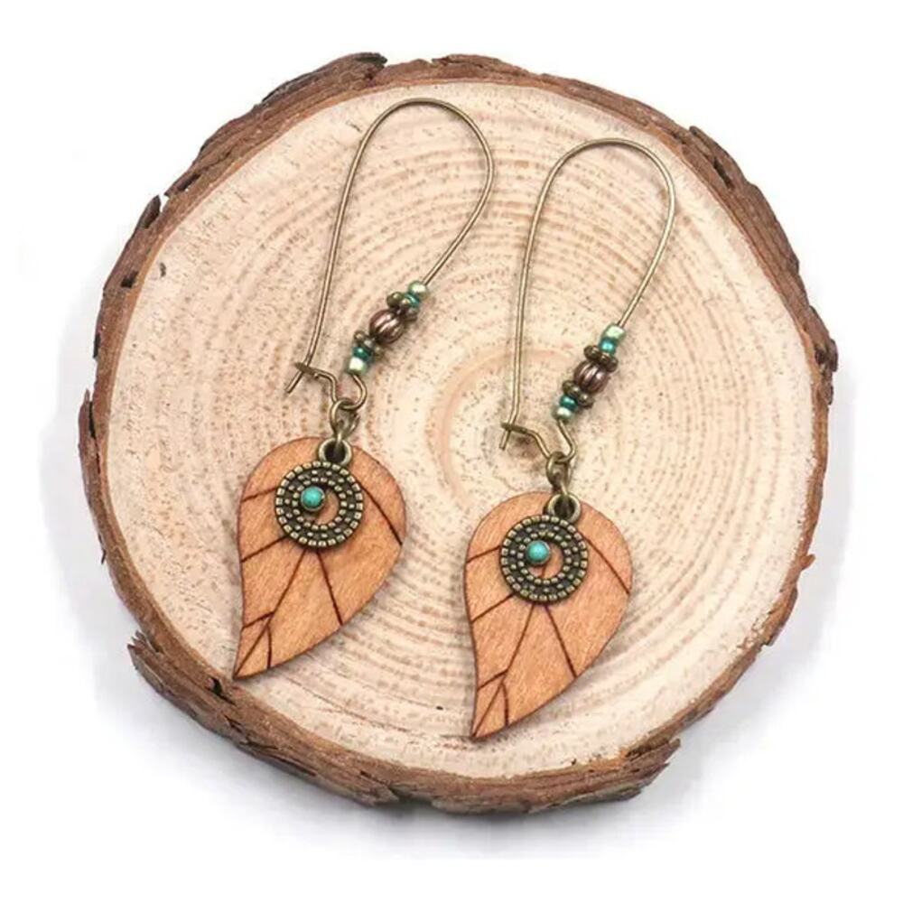 3/15 Wood carved leaf Howlite turquoise boho earrings